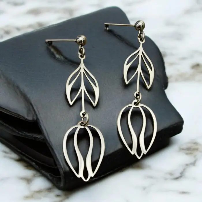 Tulip Earrings