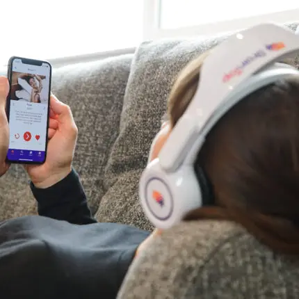 Girl with BrainTap Headset and app