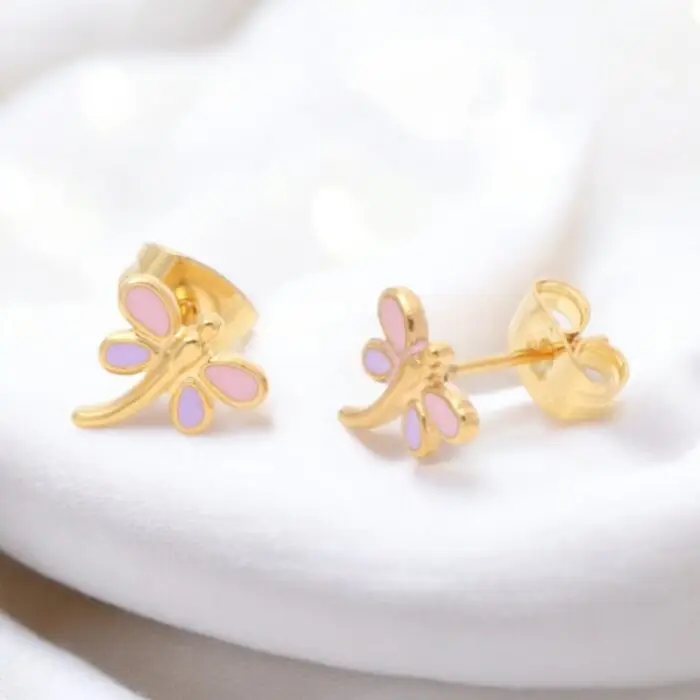 These adorable gold-plated dragonfly stud earrings are perfect for little girls who love a touch of whimsy! With their charming design and shiny finish, they add a playful sparkle to any outfit. Lightweight and comfortable, these earrings are ideal for everyday wear or special occasions, making them a delightful gift for any young fashionista.